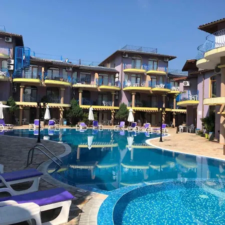 Black Sea Shark Apartment *